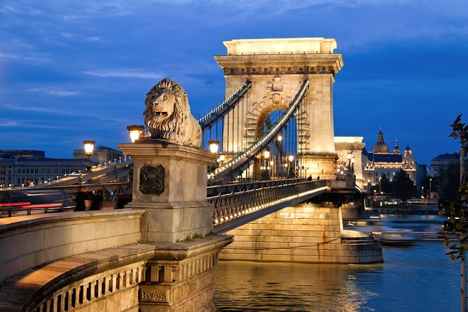 2-Hour Private Night Tour of Budapest - Why this 2-hour private night tour works in Budapest