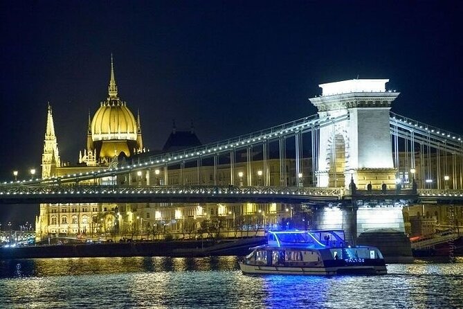 4 Course Dinner Cruise with Operetta, Folk Show and Welcome Drink - Meeting at Jane Haining rkp: The Easiest Part of Your Evening