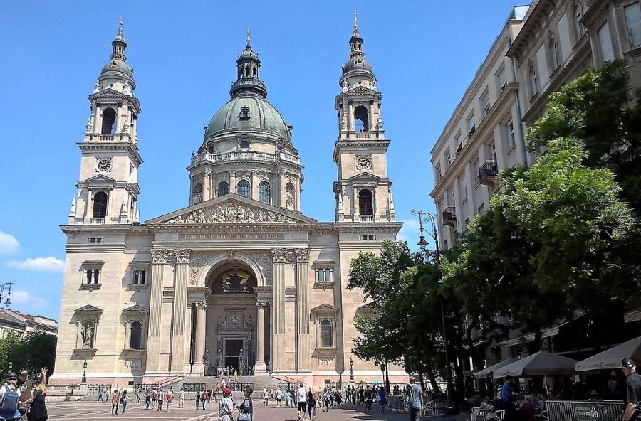 4 hour The Treasures of Budapest Private Walking Tour - Photo Stops and Timing: Making the Most of Your 4 Hours
