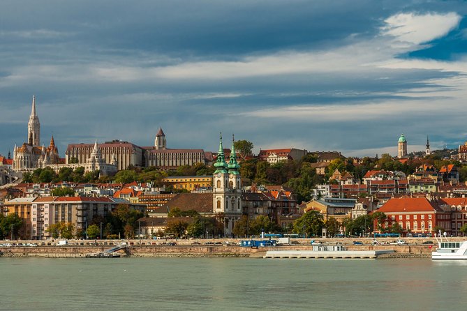 4 hours long private walking tour in Budapest - Why the Two UNESCO Areas Work So Well Together