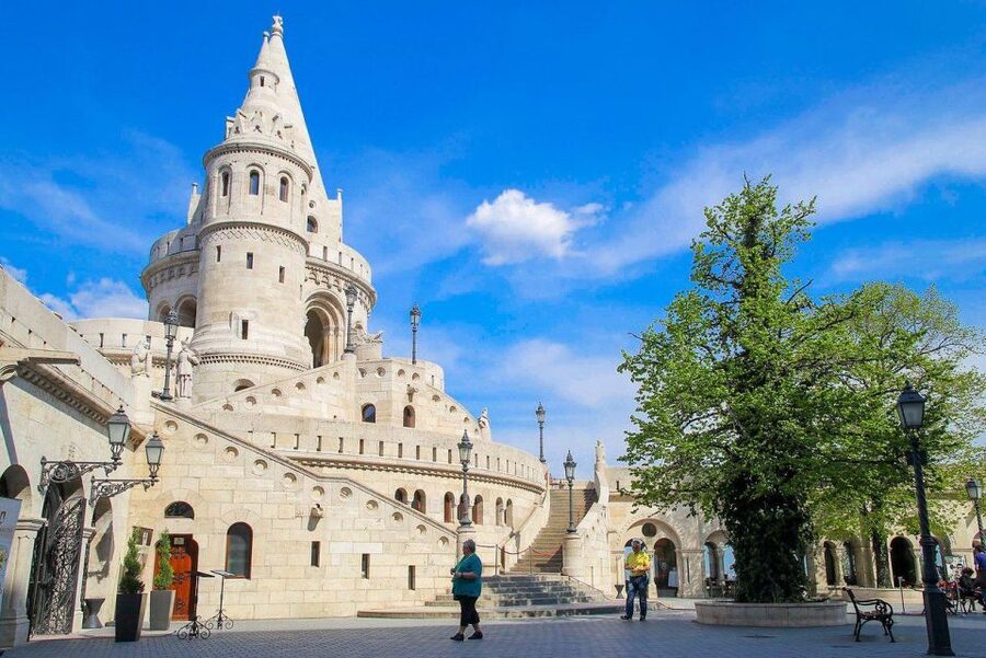 6 hour Budapest walking tour - Key moments that make this tour work