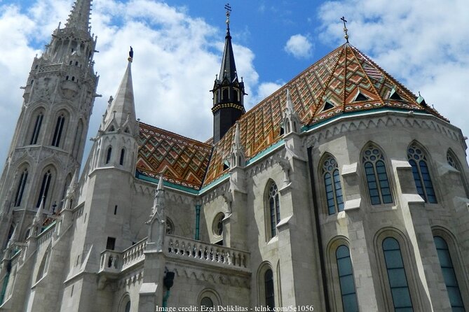 A Day in Budapest: Private Tour with Tickets Included - The Hungarian Parliament Building: size, symbolism, and Pest energy