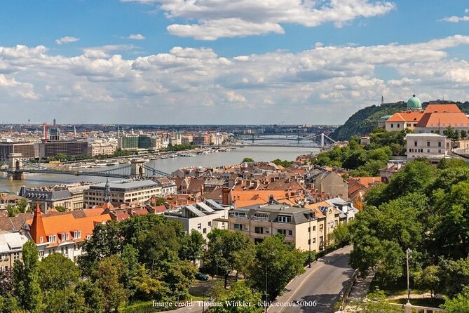 A Day in Budapest: Private Tour with Tickets Included - Heroes’ Square: a grand opening, then you get your bearings