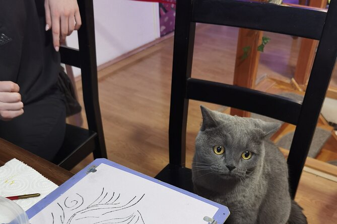 Acrylic Painting Workshop with Cats in Budapest - Quick tips so your 2.5 hours feel smooth