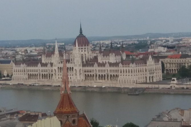 All day city tour in Budapest - District VII and the Jewish Quarter: synagogues, memory, and old pubs