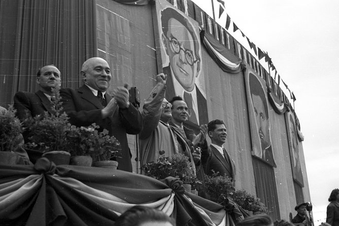 Born Under The Red Star - Communist tour with Coffee in a Retro Bar - Stop 5: The 1956 Hungarian Revolution Memorial, Freedom After the Soviet Shadow