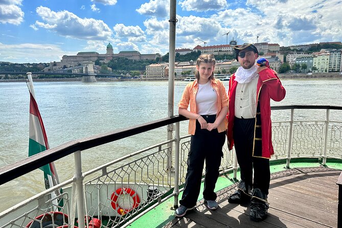 Bottomless Brunch and Cruise with Prosecco in Budapest - Drink reality: unlimited prosecco option, plus coffee and juice