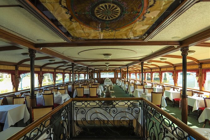 Bottomless Brunch and Cruise with Prosecco in Budapest - Boarding, check-in, and why early arrival helps