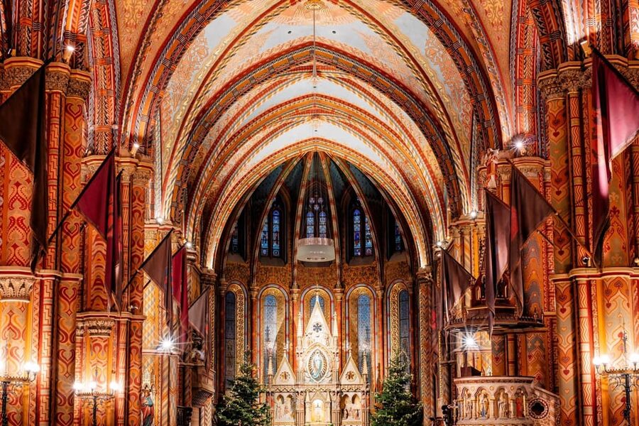 Buda Castle District and Matthias Church Private Tour - Castle District in 2 Hours, What You Actually See