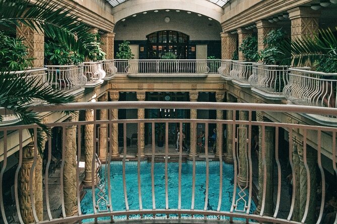 Buda Castle District: Private Tour including Gellért Hill - Gellért Thermal Bath: end strong, then soak at your own pace