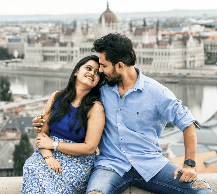 Buda Castle: Group photoshoot with a local guide - Pose tips you can use immediately (even if you hate posing)