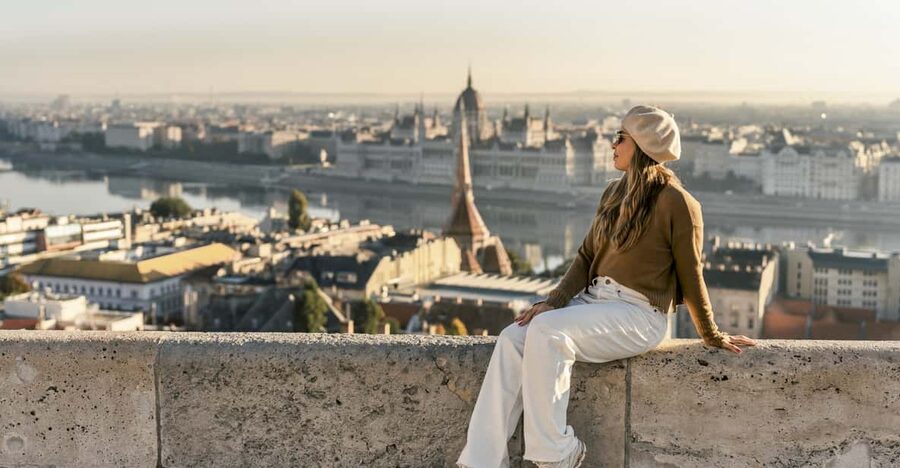 Buda Castle: Private photoshoot with a local guide - Price and value: is $84 per person worth it?