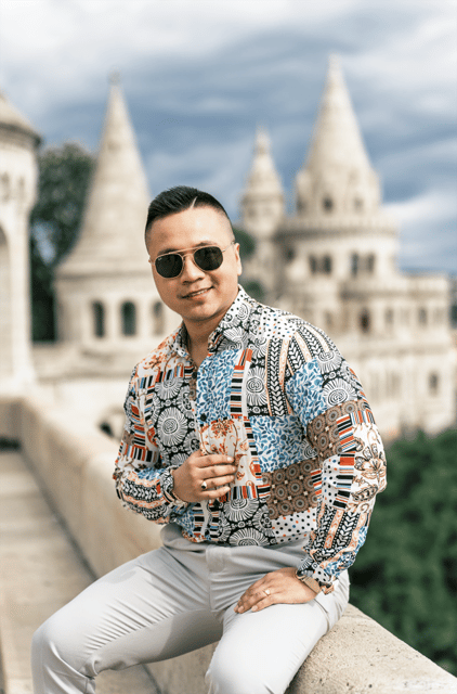 Buda Castle: Private photoshoot with a local guide - Posing help that keeps things natural