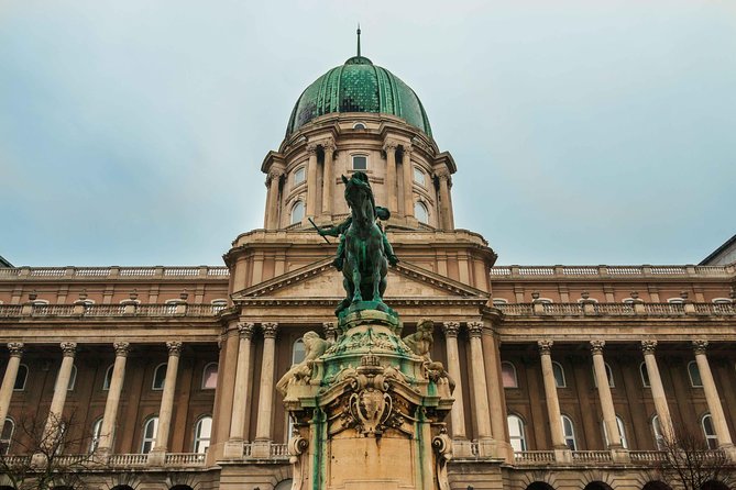 Buda Castle Quarter Walking Tour - Pickup, public transit help, and that 3-hour pacing