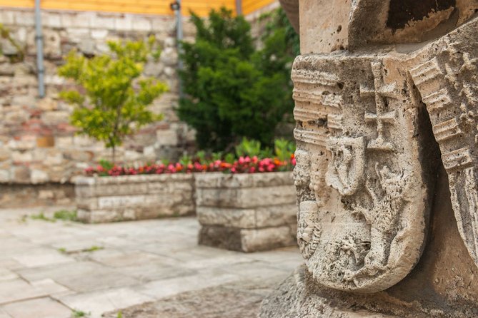 Buda Castle Quarter Walking Tour - Price and group value, what you should measure first