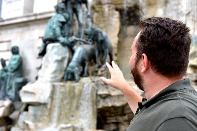 Buda Castle Walking Tour with Matthias church entry, Cake&Coffee - Start at Clark Ádám tér, finish near the Funicular top