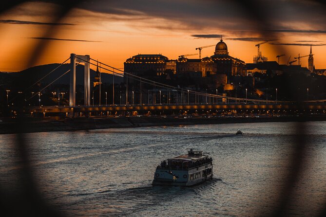 Budapest: 1-Hour Highlights Cruise with Welcome Drink - Where You Start: Dock 42 at Szent István Park