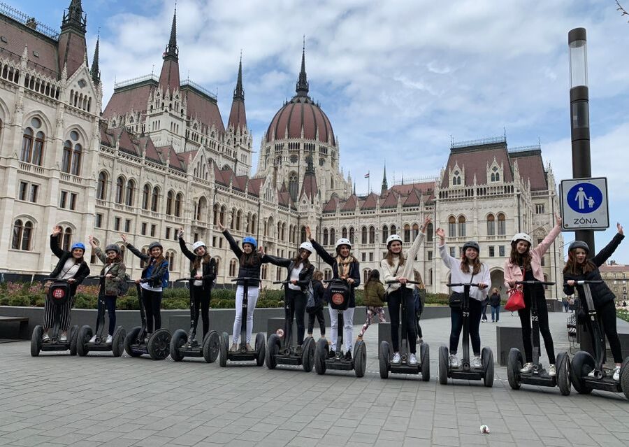 Budapest: 1 Hour Segway Tour - Parliament Hightails - Stop 5: Shoes on the Danube Bank (About 10 Minutes)