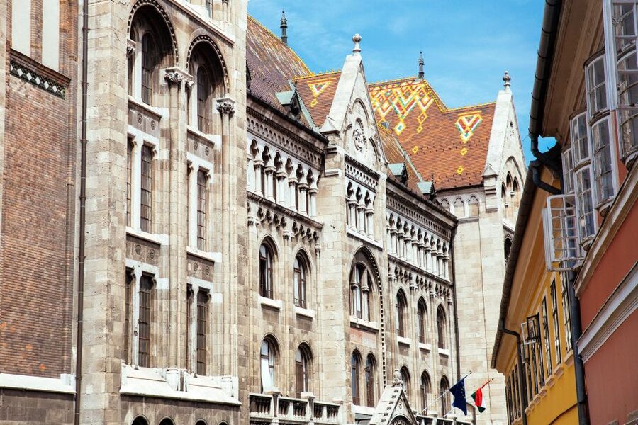 Budapest: 2-Hour Private Kick-Start Tour with a Local - Price and timing: what $67 buys you in Budapest