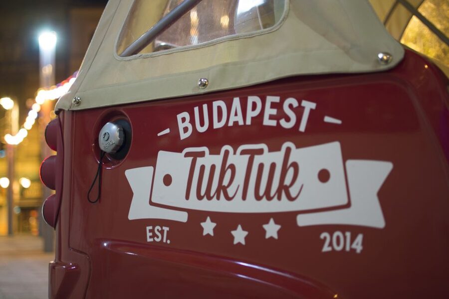 Budapest: 2-Hour Private TukTuk Tour - Arrival at Buda Castle, Palace Grounds and the Castle Bazaar