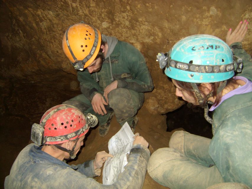 Budapest: Adventure Caving Tour with Guide - Geology lessons that make the cave make sense