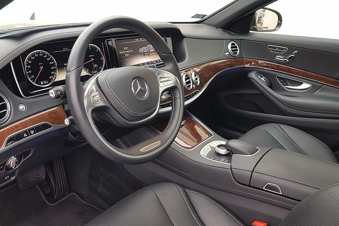 Budapest Airport Private Luxury Transfer by MB SClass/BMW7/AudiA8 - Departure transfer from your hotel: the 20-minute pickup window