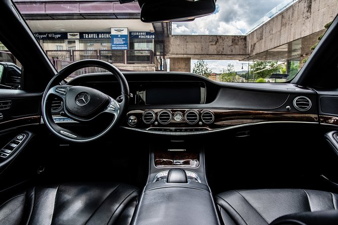 Budapest Airport Private Luxury Transfer by MB SClass/BMW7/AudiA8 - Arrival transfer from BUD airport: the 60-minute window and where to stand