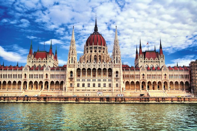 Budapest Airport Transfers: Budapest City to Budapest Airport BUD in Luxury Van - Cleanliness and safety steps you can feel from the start