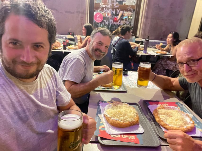 Budapest Bites: A street food adventure (3 iconic dishes) - Key things that make Budapest Bites different