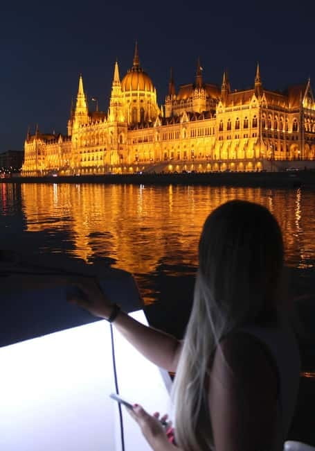 Budapest Boat Cruise with Personal Live Tour Guiding(+Drink) - The core route: what you will see from the river at night