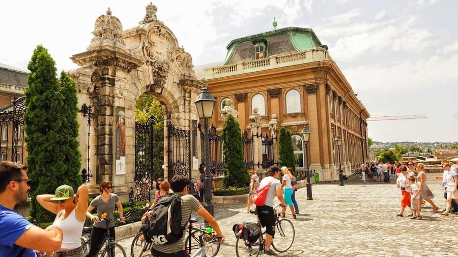 Budapest & Buda Castle e-Bike Tour with a local guide - Price and Value for a 3.5 Hour Small Group E-Bike Tour