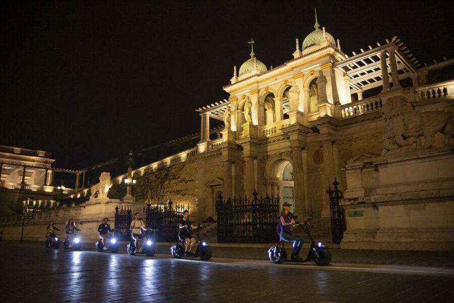 Budapest: Buda Castle E-Scooter Evening Tour - Buda Castle stop: the photo moment plus the real sightseeing time