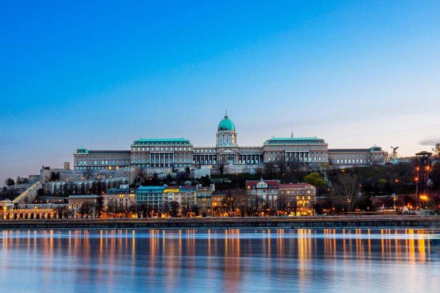 Budapest: Buda Castle Walk with Saint Stephen's Hall - Várhegy Hill viewpoints: the city view makes the history click
