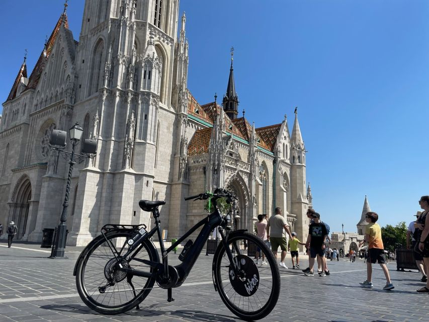 Budapest: Buda Hills 1/2-Day Private e-bike Adventure Tour - Normafa and the snack break: where the hills turn into a destination