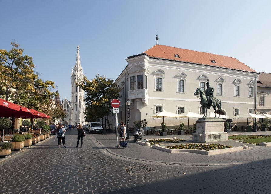 Budapest: Buda Walking Tour - What makes it good value at about $16 for two hours