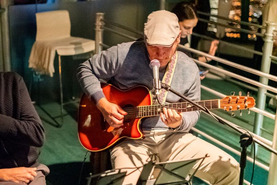 Budapest: Candlelit Dinner River Cruise with Live Music - What You Pass Along the Danube: MUPA, National Theatre, Vigadó, and Margaret Island