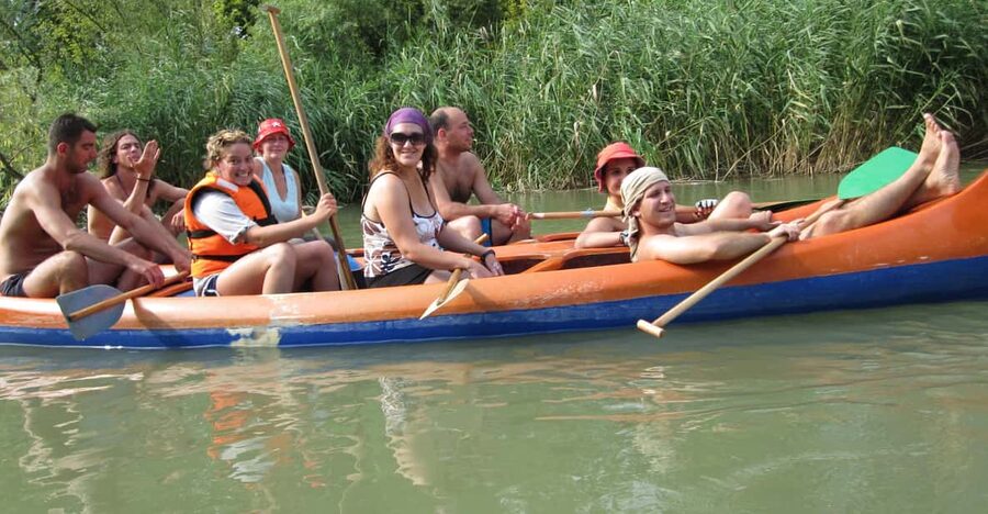 Budapest: Canoeing the Danube w or wo Sauna or Danube Beach - Why This Danube Canoe Route Feels Different From a Budapest Day Trip