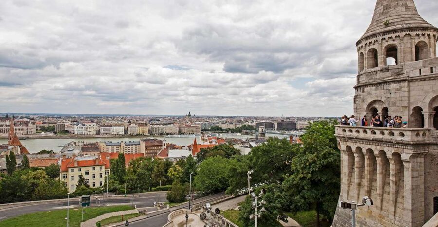 Budapest: Castle District Walk with Matthias Church Entry - Key points that make this Budapest Castle District tour work