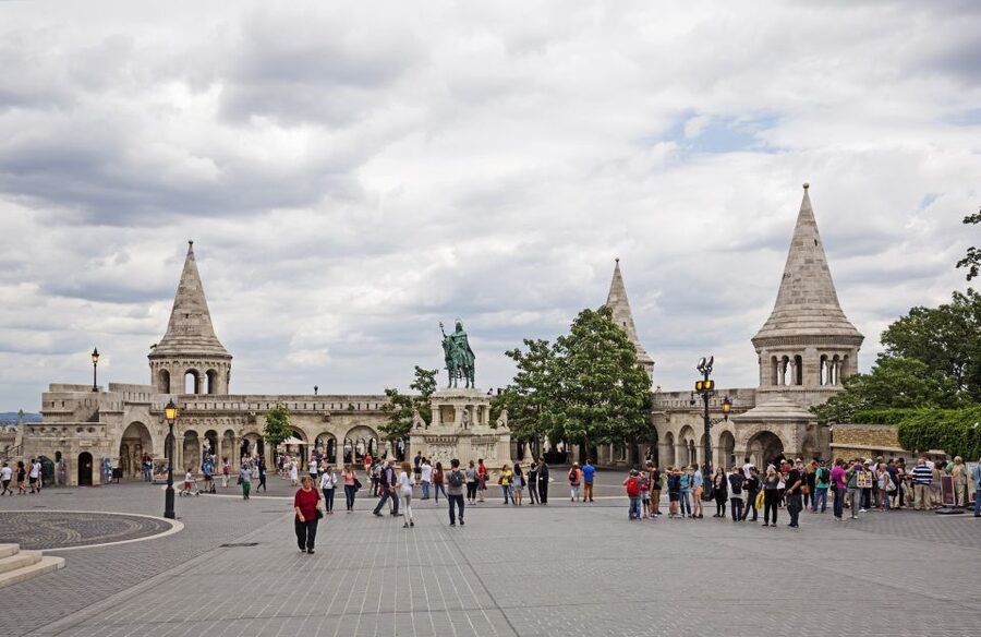 Budapest: Castle District Walk with Matthias Church Entry - Castle District in two hours, what you actually see