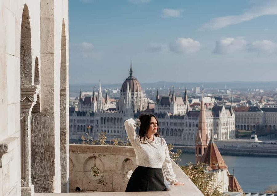 Budapest: Castle Hill Photoshoot with Private Photographer - Key things I’d highlight before you go