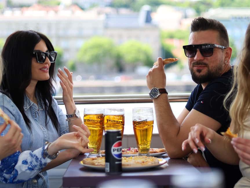 Budapest: Catamaran Pizza Cruise - Margaret Bridge Turn, National Theater Views, and Palace of Arts