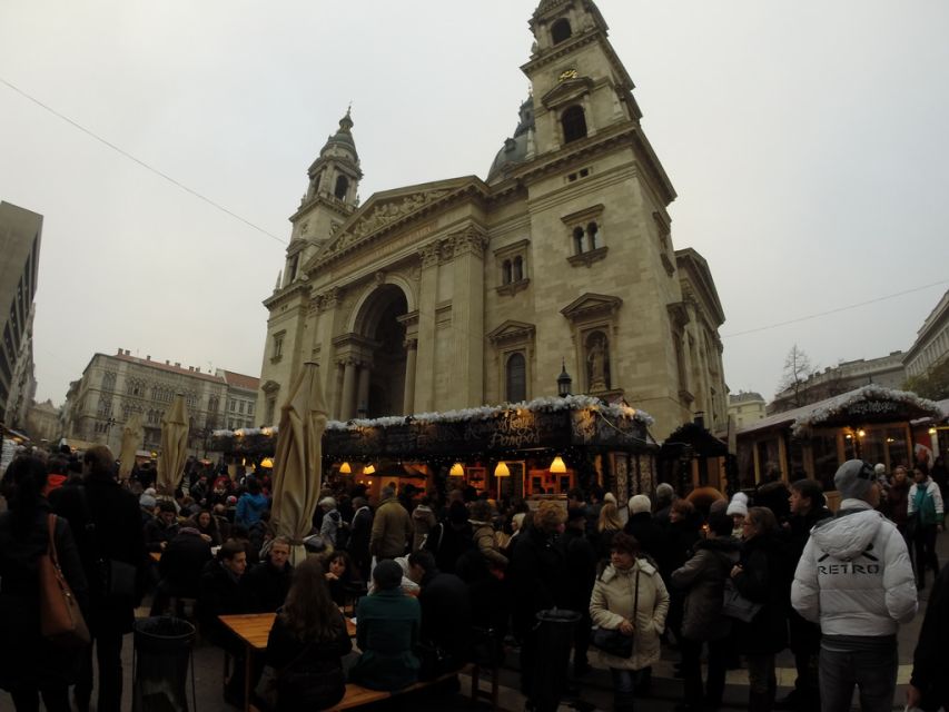 Budapest Christmas Walking Tour w Entry to Basilica - Key Highlights You Can Plan Around