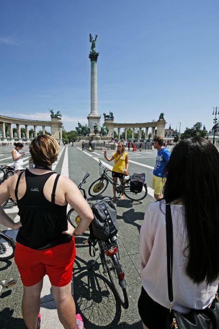 Budapest: City Bike Tour with Coffee Stop - Vajdahunyad Castle complex and Széchenyi Bathhouse: architecture plus atmosphere