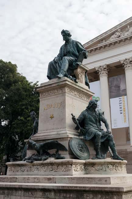Budapest: City Center Tour & Folk Music Performance - FAQ