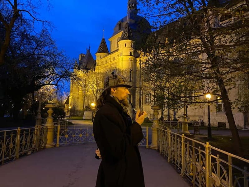 Budapest: City Park- True Crime of Hungary- Walking Tour - Practical Tips: What to Wear, What You’ll Get, and What to Bring