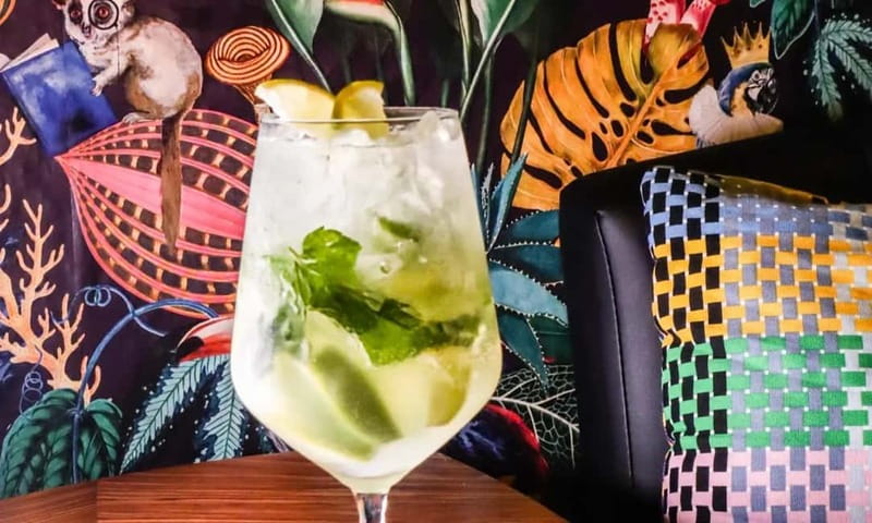 Budapest: Cocktail Tasting with Unique & Delicious Cocktails - Getting Started Smoothly: Meeting Point and Practical Setup