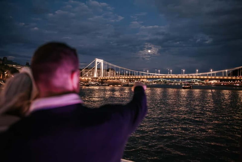 Budapest: Cruise Unlimited Aperol and Prosecco - The Danube highlights you’ll see from the river