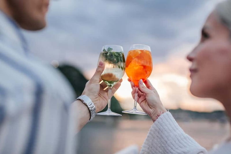 Budapest: Cruise Unlimited Aperol and Prosecco - Unlimited drinks, and what premium really means here