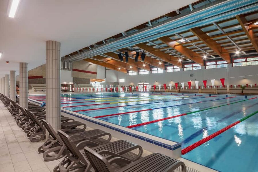 Budapest: Csillaghegyi Árpád Spring Baths Entry Ticket - Wellness zone with infrared and Finnish saunas (and why age matters)