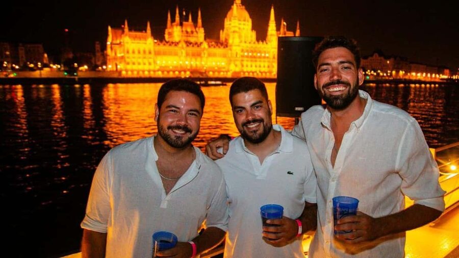 Budapest: Danube Beat Party Cruise with DJ & Drink Packages - Common hiccups to keep your expectations realistic
